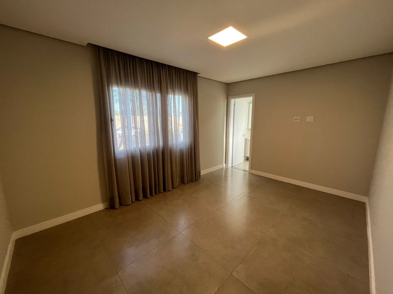 CASA TÉRREA.: 8ª foto da galeria de imagens do imóvel