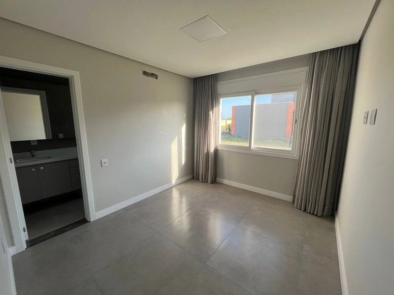 CASA TÉRREA.: 2ª foto da galeria de imagens do imóvel