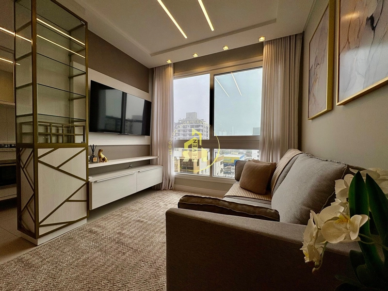 LINDO APARTAMENTO, MOBILIADO E DECORADO.