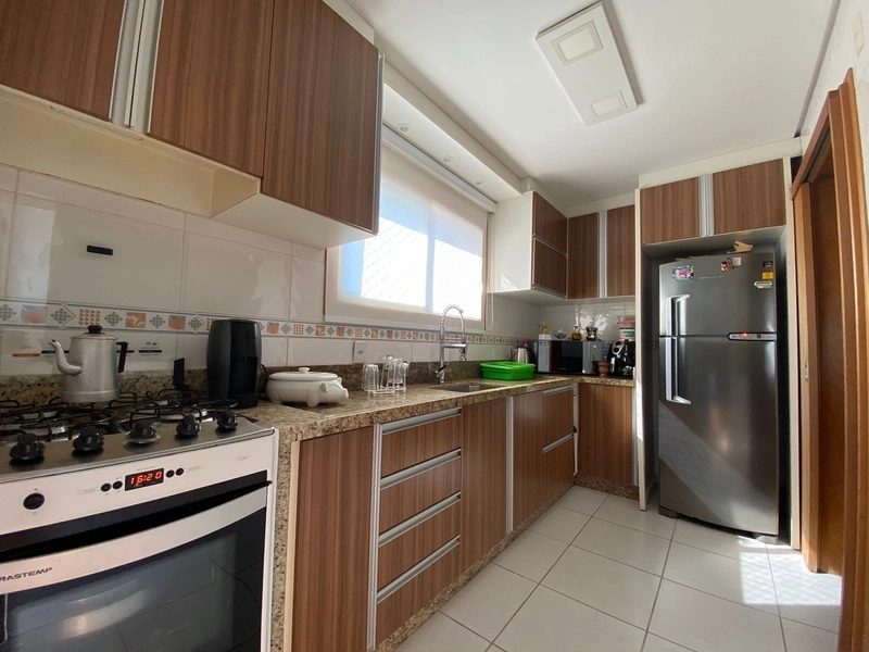 Amplo apartamento com linda vista!: 10ª foto da galeria de imagens do imóvel