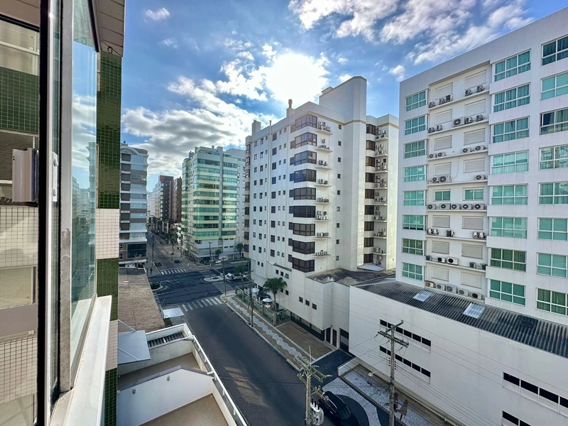 BELÍSSIMO APARTAMENTO FINAMENTE MOBILIADO E DECORADO: 12ª foto da galeria de imagens do imóvel