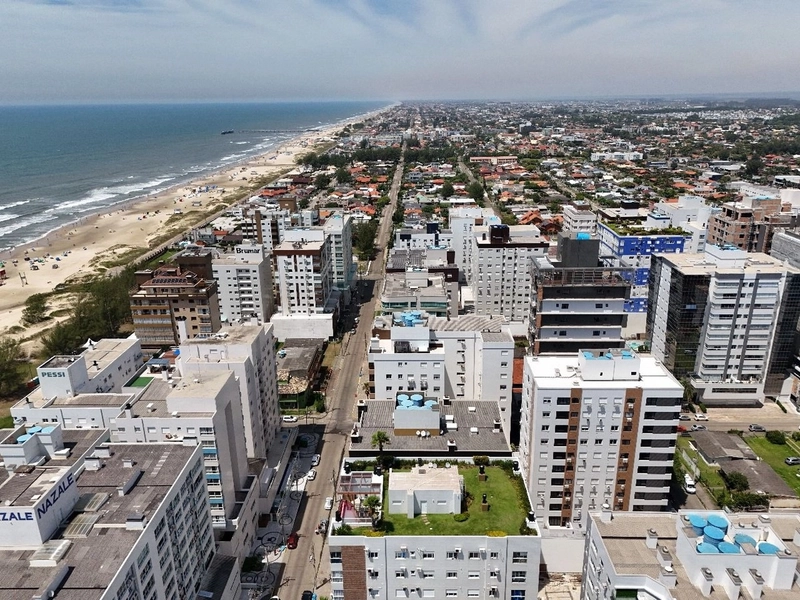 BELÍSSIMO APARTAMENTO FINAMENTE MOBILIADO E DECORADO: 23ª foto da galeria de imagens do imóvel