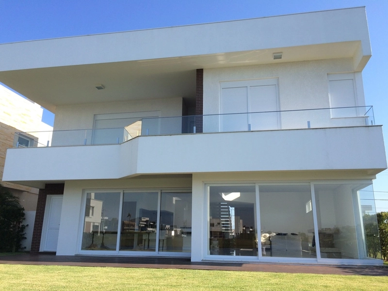 SOBRADO FRENTE LAGO: 2ª foto da galeria de imagens do imóvel