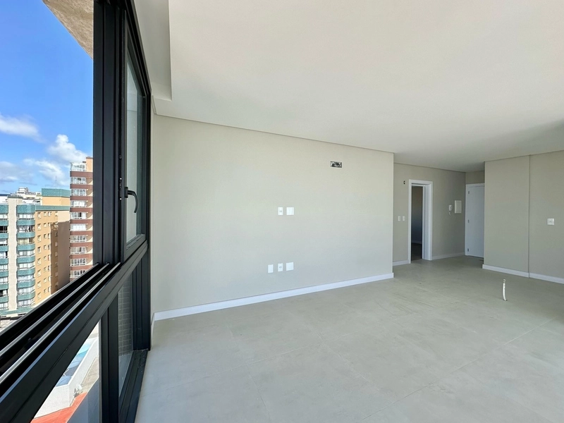 APARTAMENTO COM VISTA CINEMATOGRÁFICA PARA O MAR: 7ª foto da galeria de imagens do imóvel