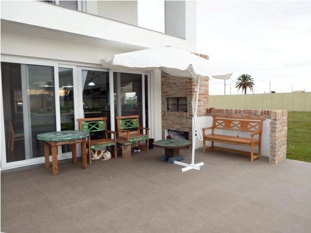 SOBRADO COM ÓTIMA LOCALIZAÇÃO: 16ª foto da galeria de imagens do imóvel