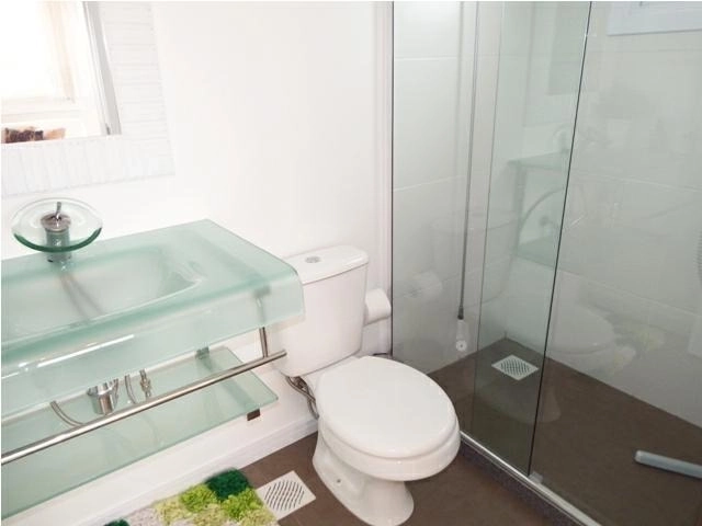 SOBRADO COM ÓTIMA LOCALIZAÇÃO: 3ª foto da galeria de imagens do imóvel