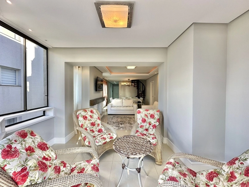 COBERTURA COM PISCINA MOBILIADA E DECORADA: 12ª foto da galeria de imagens do imóvel