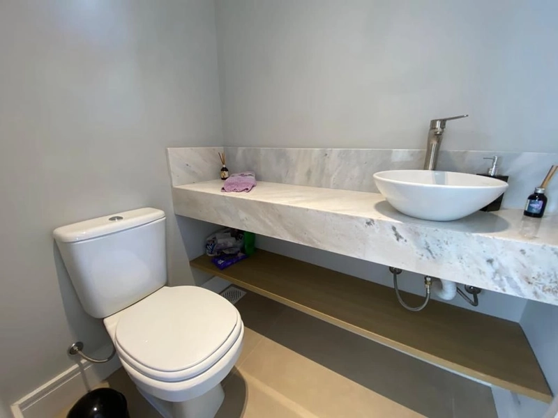 LINDO SOBRADO COM PISCINA: 17ª foto da galeria de imagens do imóvel