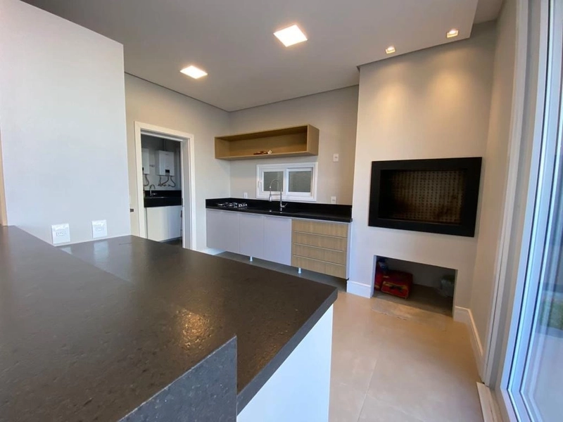 LINDO SOBRADO COM PISCINA: 14ª foto da galeria de imagens do imóvel