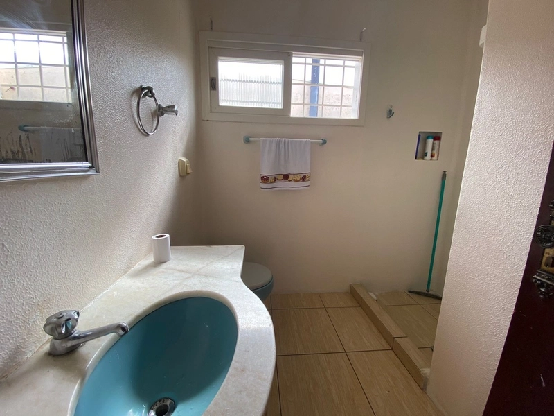 CASA COM UMA OTIMA LOCALIZAÇÃO.: 20ª foto da galeria de imagens do imóvel