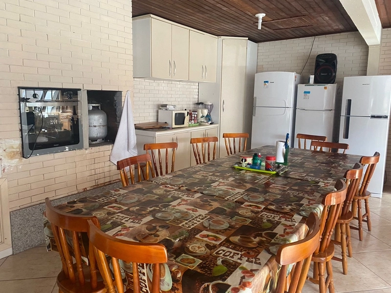 CASA COM UMA OTIMA LOCALIZAÇÃO.: 7ª foto da galeria de imagens do imóvel