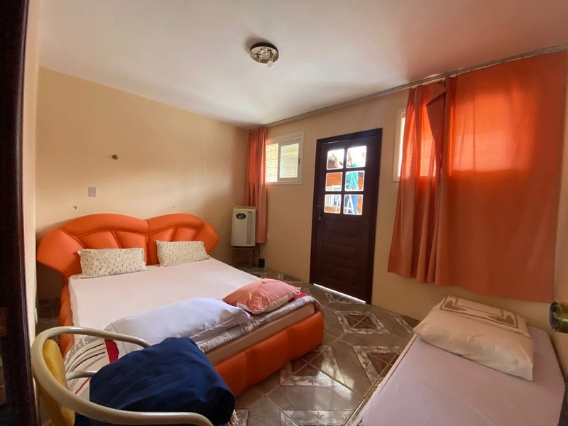 CASA COM UMA OTIMA LOCALIZAÇÃO.: 15ª foto da galeria de imagens do imóvel