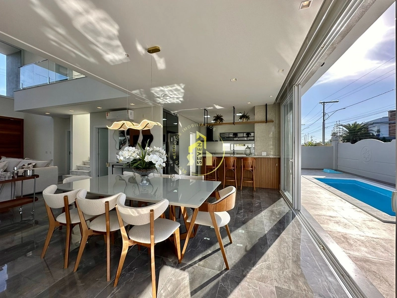 SOBRADO QUINTAS DO LAGO: 11ª foto da galeria de imagens do imóvel