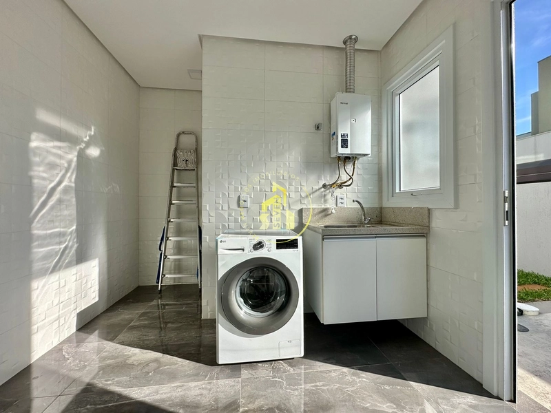 SOBRADO QUINTAS DO LAGO: 13ª foto da galeria de imagens do imóvel