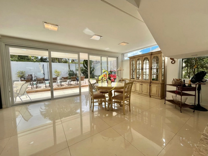 Mansão na melhor localização de Atlântida!: 16ª foto da galeria de imagens do imóvel