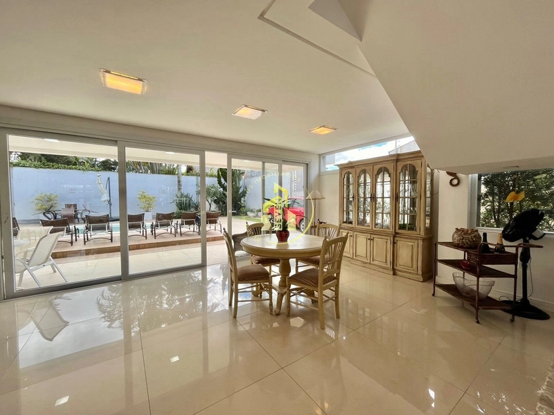 Mansão na melhor localização de Atlântida!: 6ª foto da galeria de imagens do imóvel