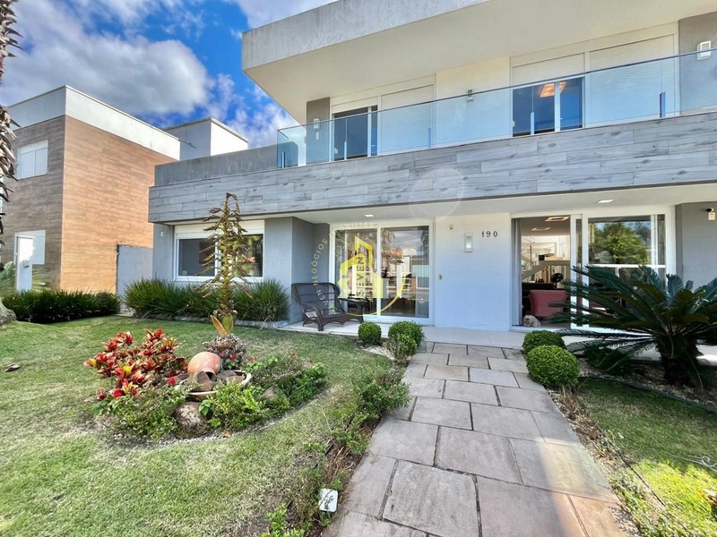 Mansão na melhor localização de Atlântida!: 44ª foto da galeria de imagens do imóvel