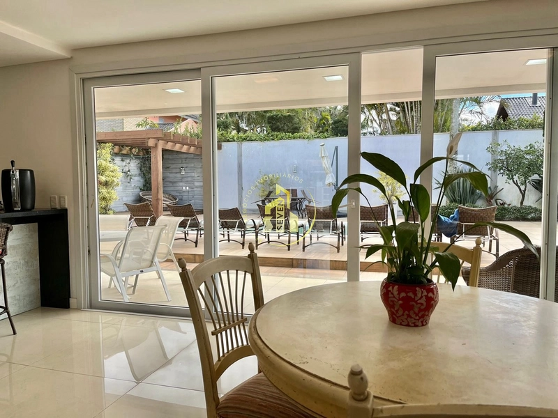 Mansão na melhor localização de Atlântida!: 38ª foto da galeria de imagens do imóvel