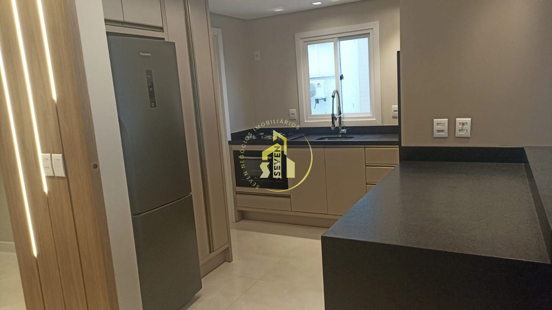 Apartamento de 3 suítes, frente, vista mar e praça, no Navegantes.: 12ª foto da galeria de imagens do imóvel