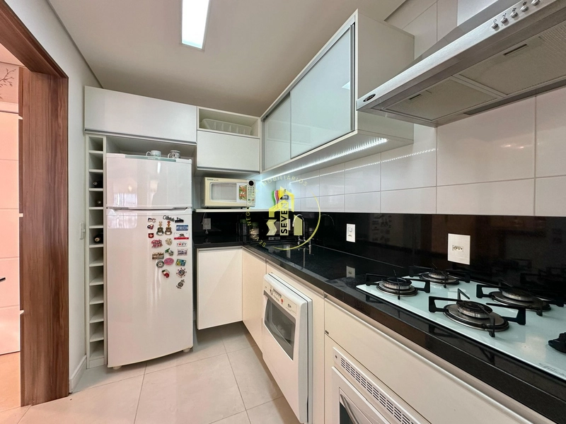 FRENTE PARA AV UBIRAJARA, MOBILIADO, DECORADO E COM VISTA PARA O MAR.: 15ª foto da galeria de imagens do imóvel