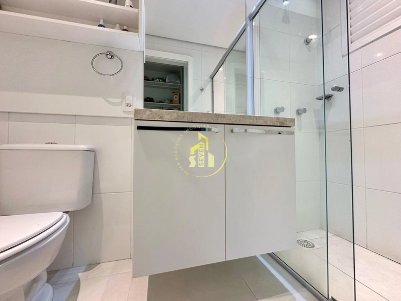 FRENTE PARA AV UBIRAJARA, MOBILIADO, DECORADO E COM VISTA PARA O MAR.: 7ª foto da galeria de imagens do imóvel