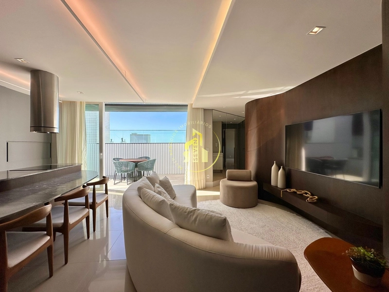 Apartamento de 2 dormitórios, 1 suite, mob. e dec., Navegantes, Capão.