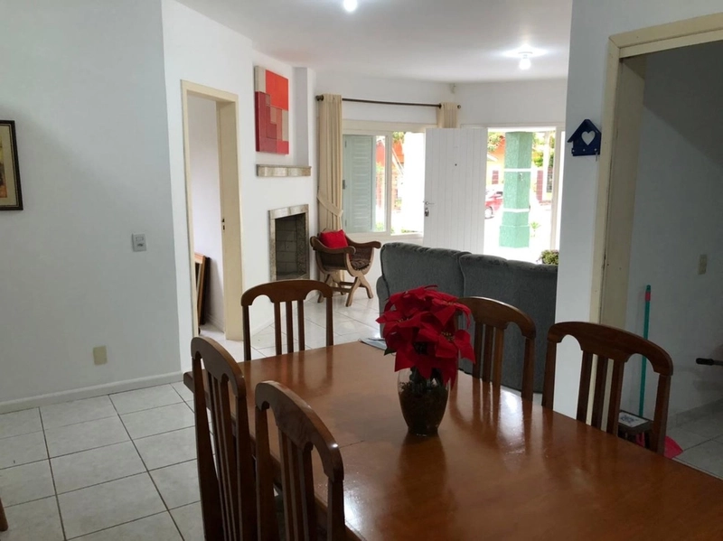 BELA CASA: 5ª foto da galeria de imagens do imóvel