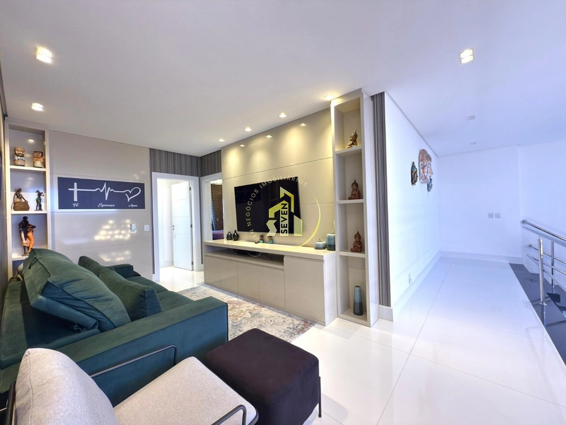 Sobrado de Alto Padrão à Beira do Lago no Condomínio Enseada–Xangri-lá: 12ª foto da galeria de imagens do imóvel