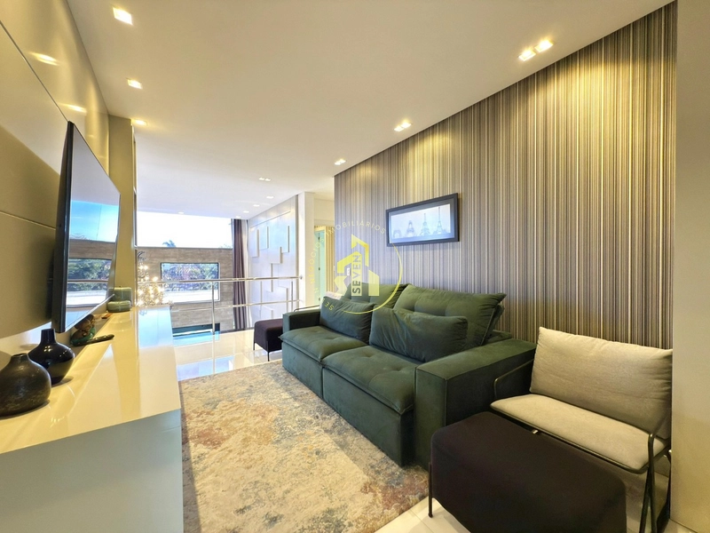 Sobrado de Alto Padrão à Beira do Lago no Condomínio Enseada–Xangri-lá: 11ª foto da galeria de imagens do imóvel