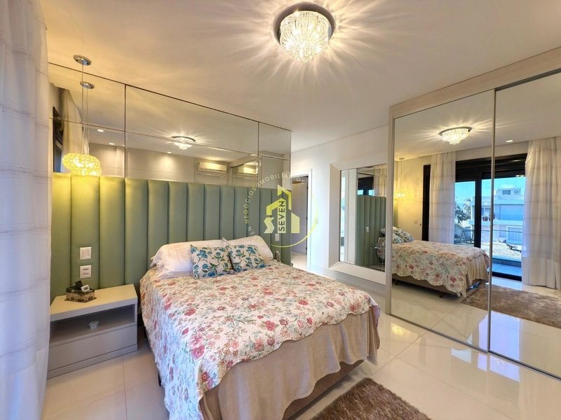 Sobrado de Alto Padrão à Beira do Lago no Condomínio Enseada–Xangri-lá: 46ª foto da galeria de imagens do imóvel