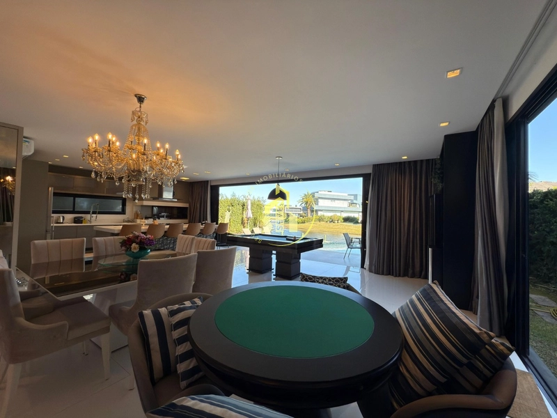 Sobrado de Alto Padrão à Beira do Lago no Condomínio Enseada–Xangri-lá: 14ª foto da galeria de imagens do imóvel