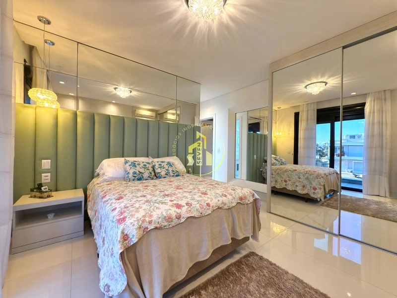 Sobrado de Alto Padrão à Beira do Lago no Condomínio Enseada–Xangri-lá: 22ª foto da galeria de imagens do imóvel