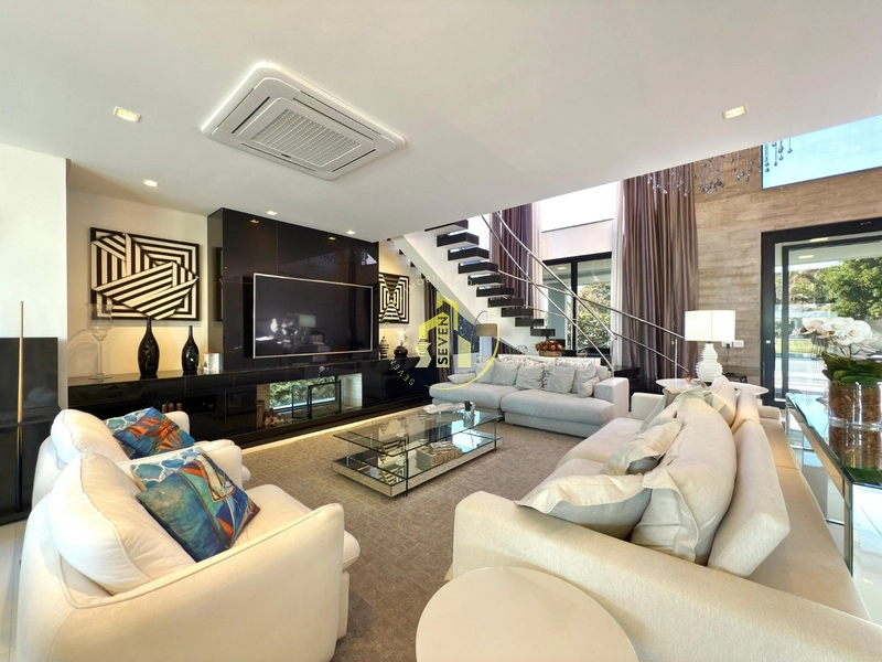 Sobrado de Alto Padrão à Beira do Lago no Condomínio Enseada–Xangri-lá: 13ª foto da galeria de imagens do imóvel