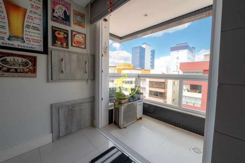 Apto de 1 dormitórios, 1 suíte, 1 quadra do mar, mobiliado,Capão: 2ª foto da galeria de imagens do imóvel