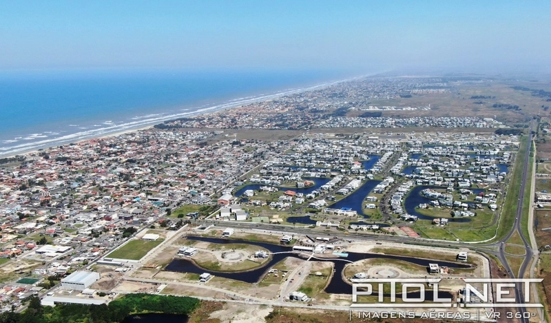 OPORTUNIDADE EM CONDOMÍNIO FECHADO: 2ª foto da galeria de imagens do imóvel