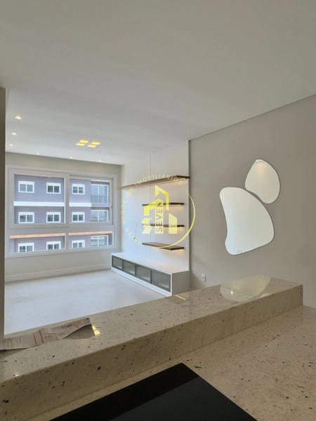 Apartamento de 1 dormitório, prédio alto padrão, box, Zona Nova, Capão: 3ª foto da galeria de imagens do imóvel