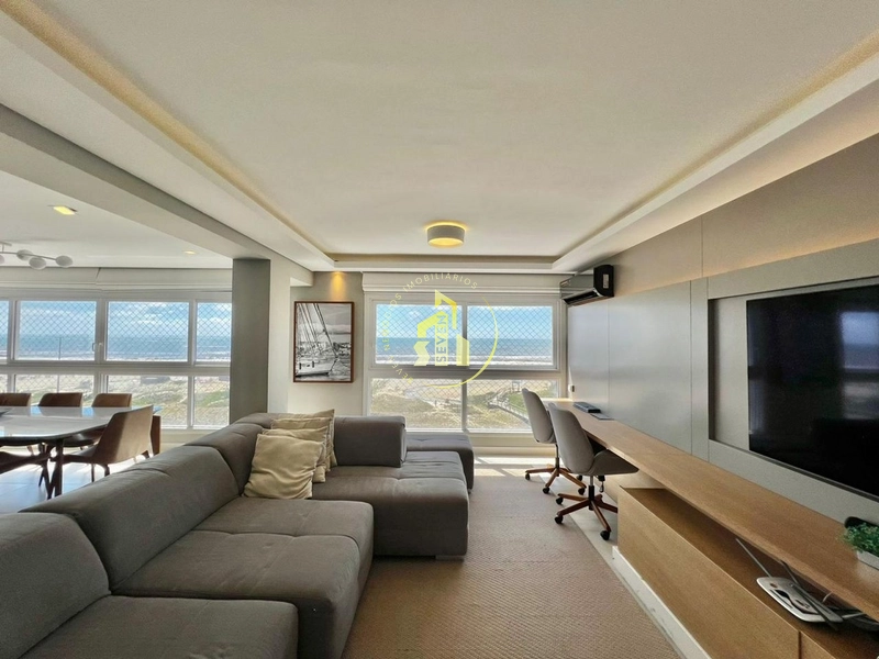 ALTÍSSMO PADRÃO À BEIRA-MAR