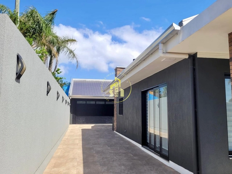 Linda residência de alto padrão: 3ª foto da galeria de imagens do imóvel