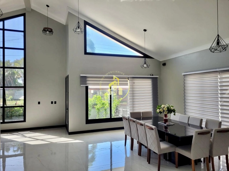 Linda residência de alto padrão: 19ª foto da galeria de imagens do imóvel