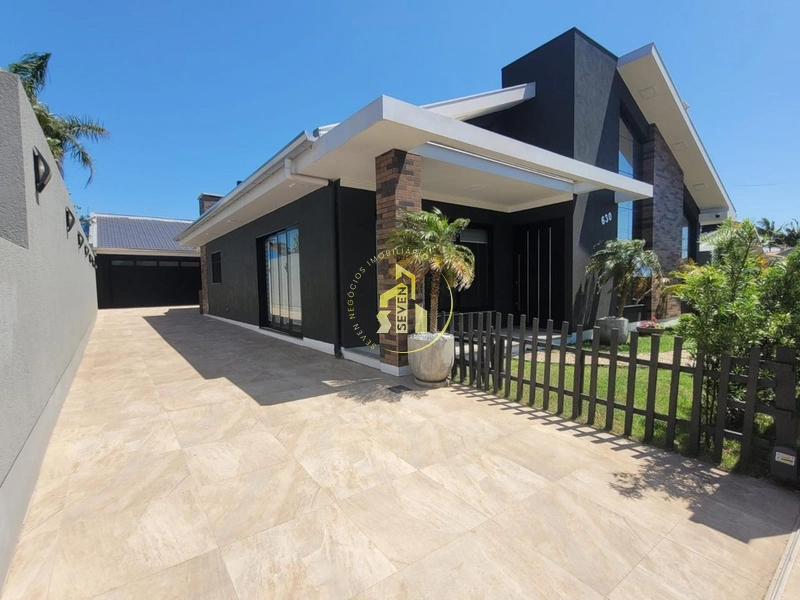 Linda residência de alto padrão: 15ª foto da galeria de imagens do imóvel