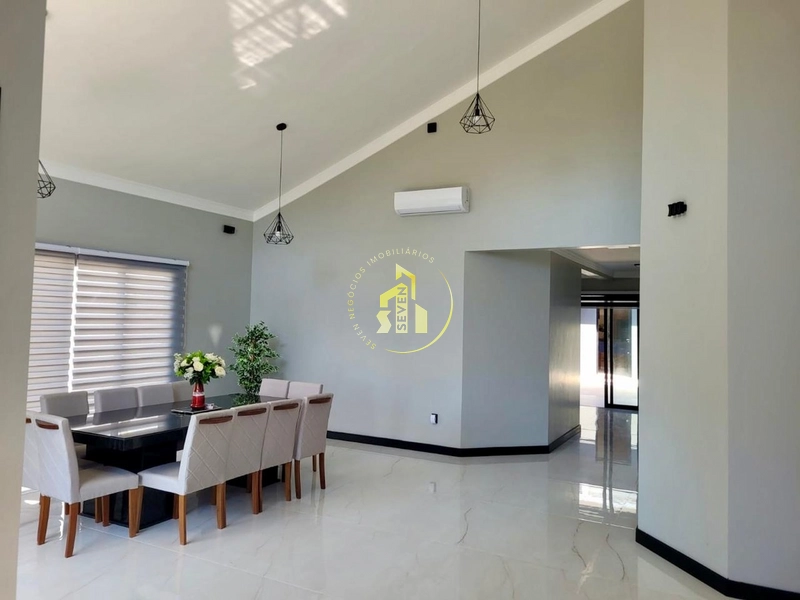 Linda residência de alto padrão: 16ª foto da galeria de imagens do imóvel