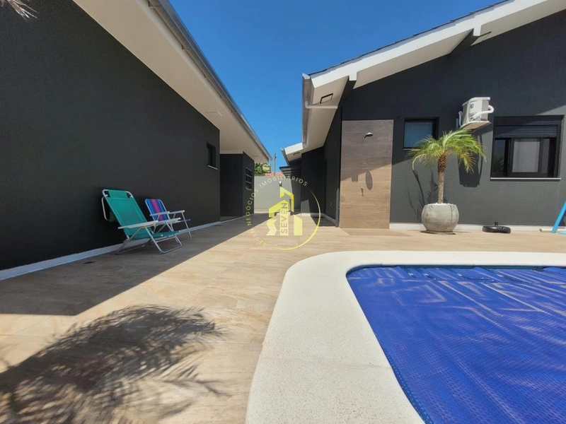 Linda residência de alto padrão: 18ª foto da galeria de imagens do imóvel