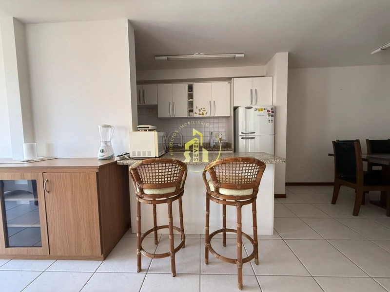 Apartamento de 3 dormitórios, prédio de esquina na avenida, Capão: 5ª foto da galeria de imagens do imóvel