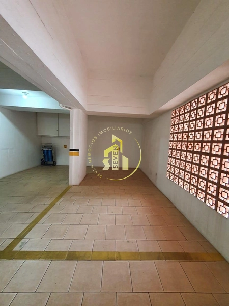Apartamento de 3 dormitórios, prédio de esquina na avenida, Capão: 21ª foto da galeria de imagens do imóvel