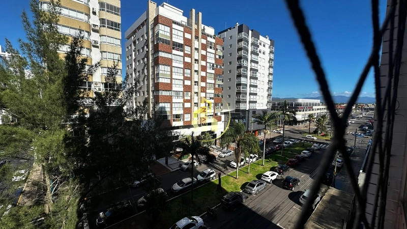 Apartamento de 3 dormitórios, prédio de esquina na avenida, Capão: 22ª foto da galeria de imagens do imóvel