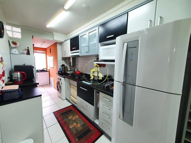 Apartamento de 3 dormitórios, prédio de esquina na avenida, Capão: 9ª foto da galeria de imagens do imóvel