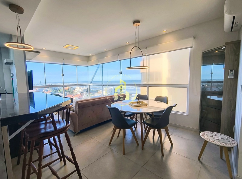 Apartamento com vista para o mar e a praia de capão da Canoa: 1ª foto da galeria de imagens do imóvel