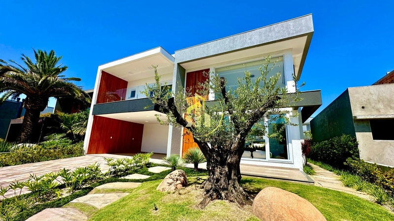 Casa sobrado 5 suítes mobiliada - Cond. Velas da Marina,Capão da Canoa