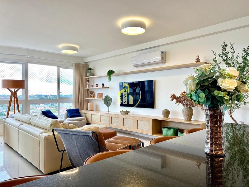 MANSÃO SUSPENSA COM 4 DORMIT., MOBILIADA E DECORADA, NAVEGANTES.: 5ª foto da galeria de imagens do imóvel