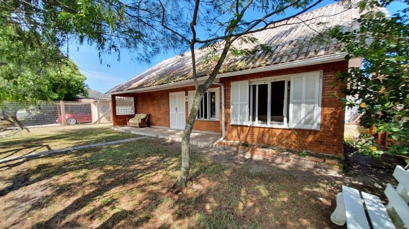 CASA ATLÂNTIDA COM PISCINA: 7ª foto da galeria de imagens do imóvel